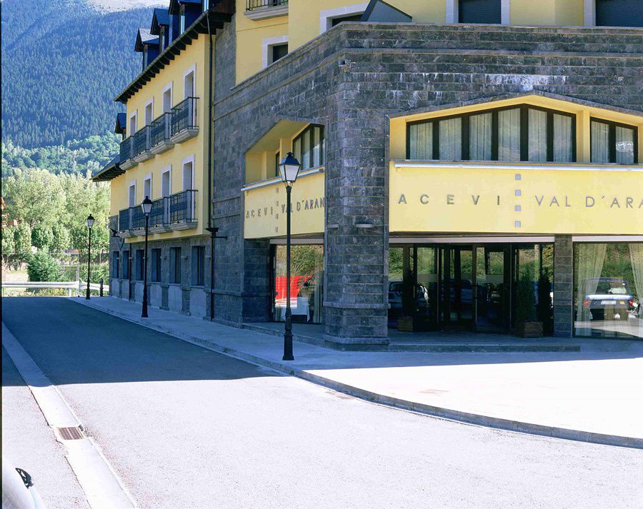 Hotel Spa Acevi Val D'Aran Vielha Dış mekan fotoğraf
