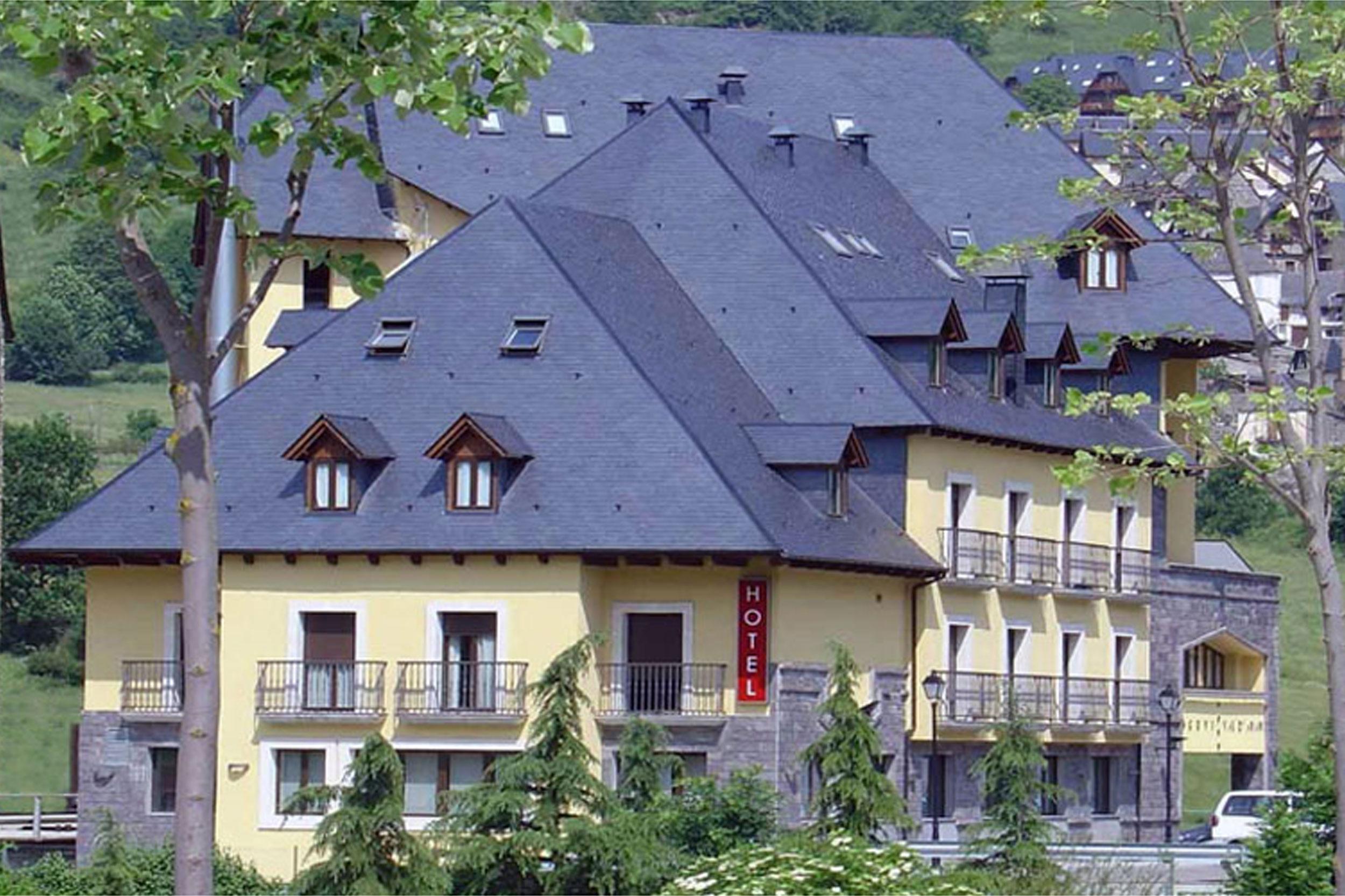 Hotel Spa Acevi Val D'Aran Vielha Dış mekan fotoğraf