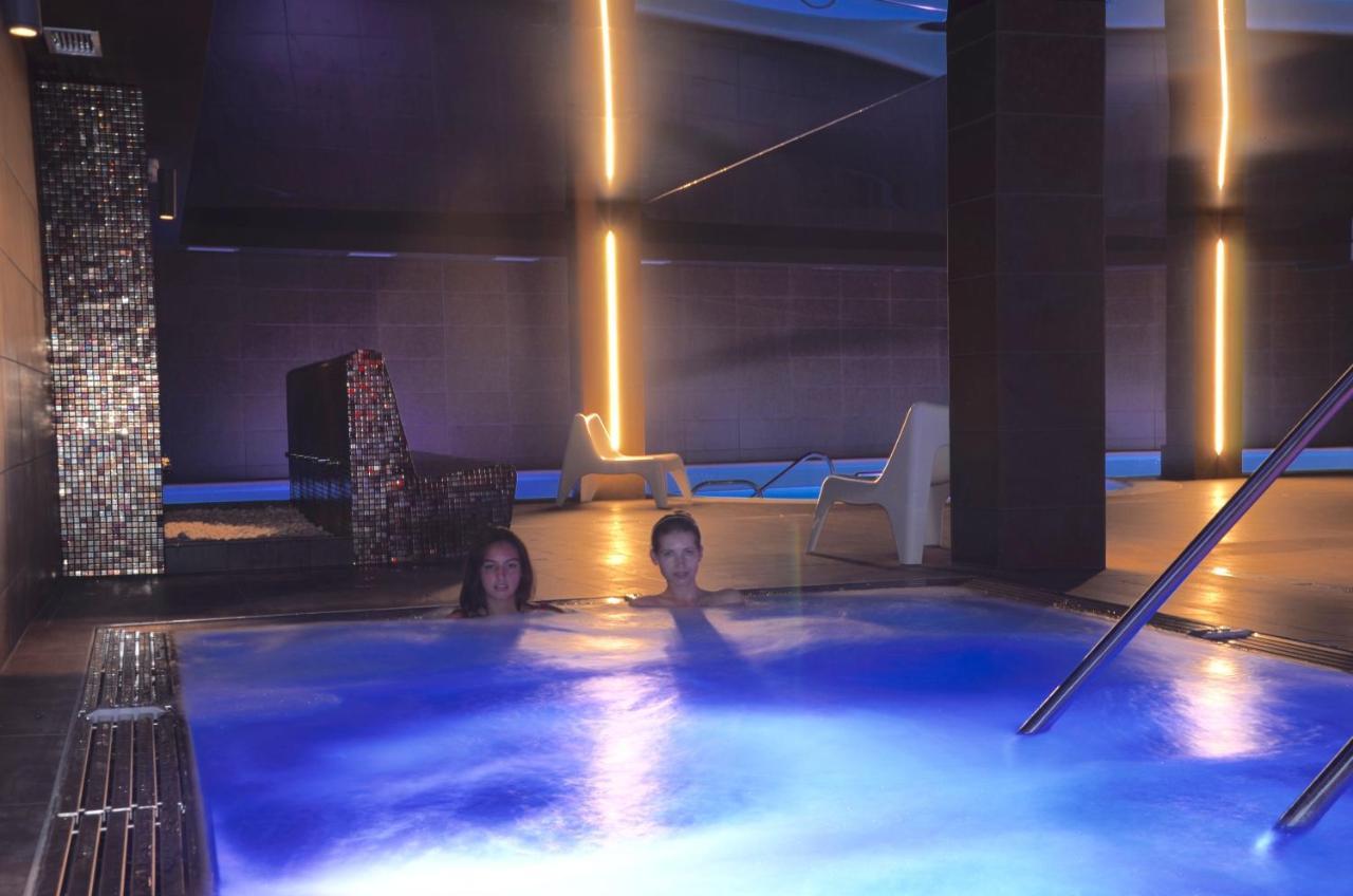 Hotel Spa Acevi Val D'Aran Vielha Dış mekan fotoğraf