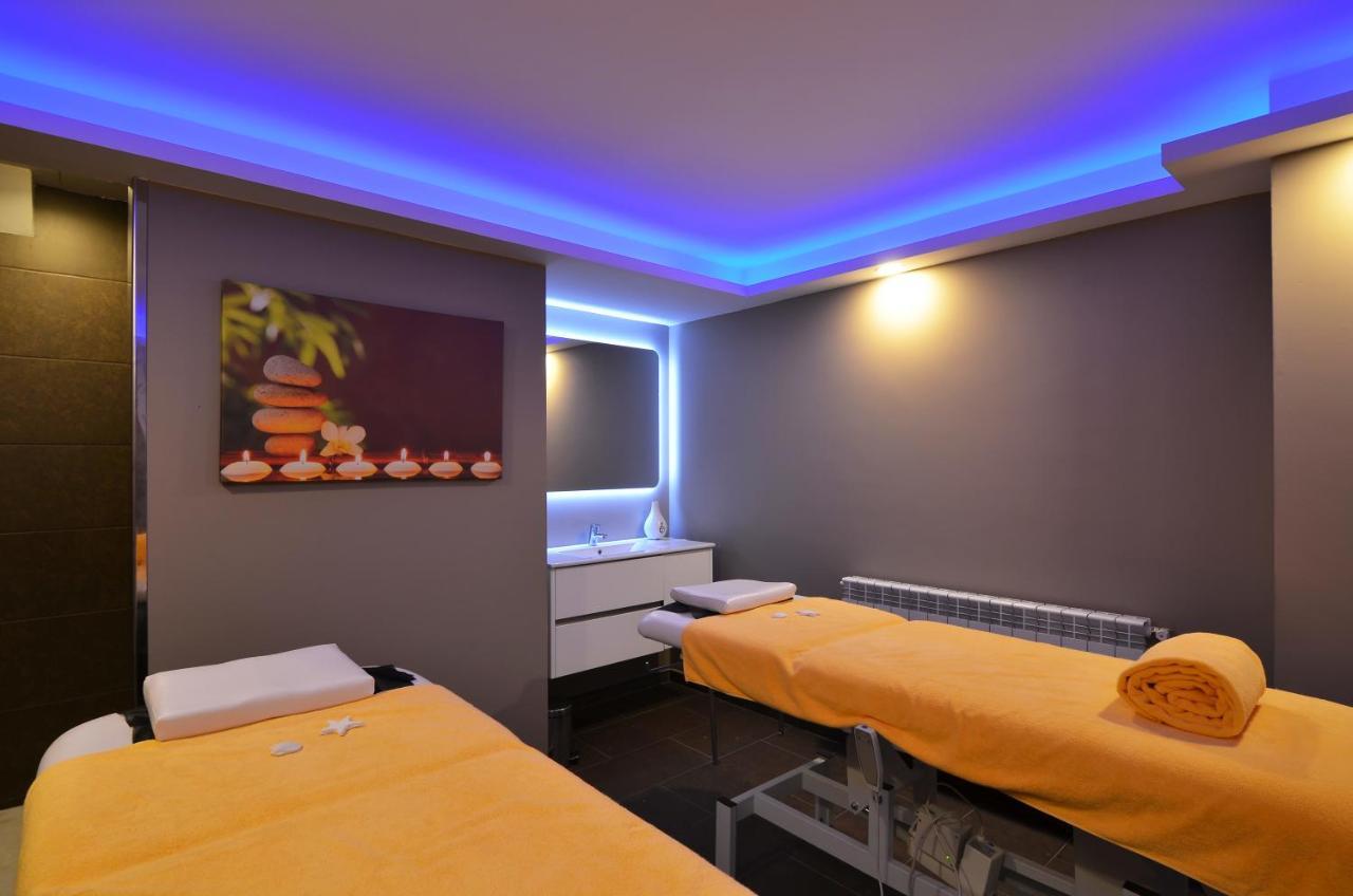 Hotel Spa Acevi Val D'Aran Vielha Dış mekan fotoğraf